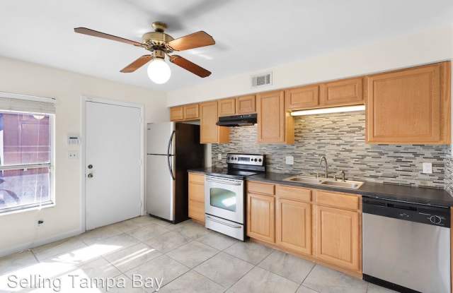 4314 La Riviera Ct. Gallery 4