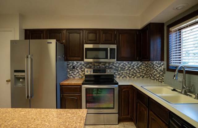 4-Bedroom Home with Finished Basement & Attached Garage Gallery 3
