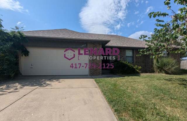 Spacious 3 Bedroom Home! photos photos