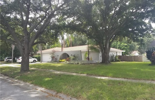 2677 CLUBHOUSE DRIVE N - 2677 Clubhouse Drive North, Clearwater, FL 33761