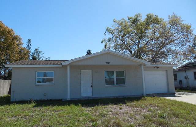 9300 Whitman Ln photos photos