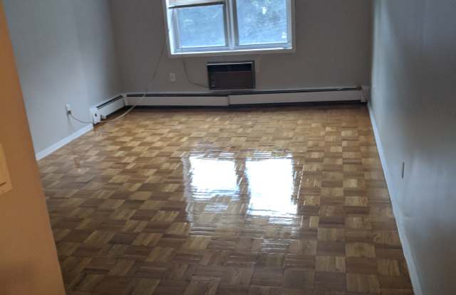 510 Midland Avenue Gallery 4