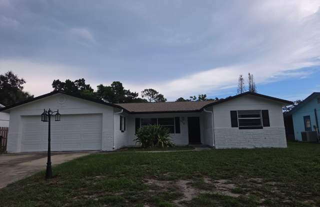 FOR RENT 3 Bedroom / 2 Bath Gallery 3