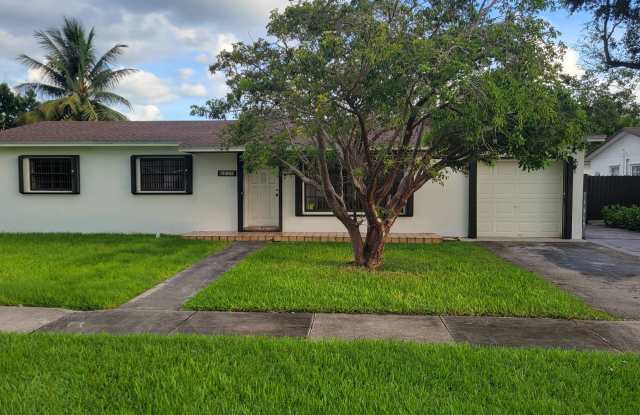 Exquisite 3-Bedroom Fully Remodeled Home in Cutler Bay – Ready for Luxury Living! - 9520 Southwest 188th Terrace, Cutler Bay, FL 33157