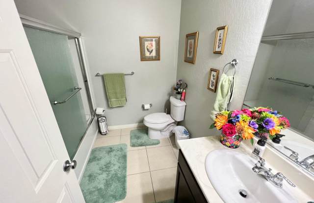 1 Story 4Bed Pool Built in BBQ photos photos