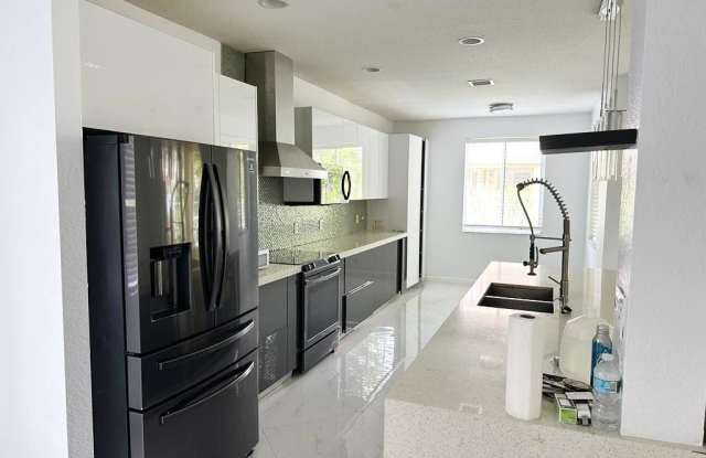 499 Conservation Dr photos photos