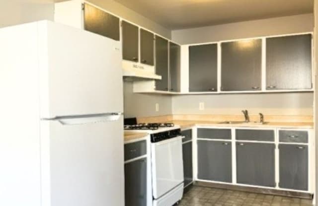 1102 W Saint Georges Ave photos photos