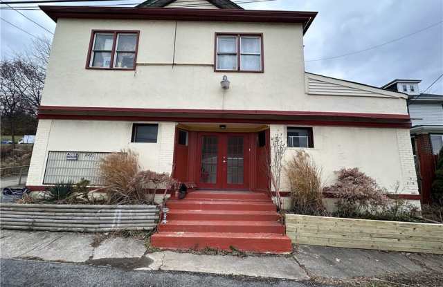 2422 Main St photos photos