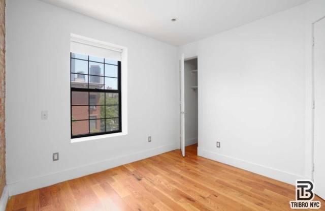 506 Warren Street Gallery 4