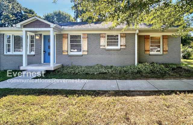 1029 Edgewood Drive - 1029 Edgewood Drive, Gallatin, TN 37066 1029 Edgewood Drive - 1029 Edgewood Drive, Gallatin, TN 37066