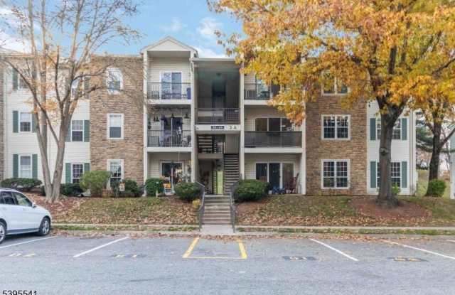 65 Robertson Way - 65 Robertson Way, Lincoln Park, NJ 07035 65 Robertson Way - 65 Robertson Way, Lincoln Park, NJ 07035