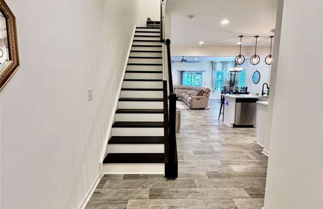 12029 Basking Drive Gallery 4