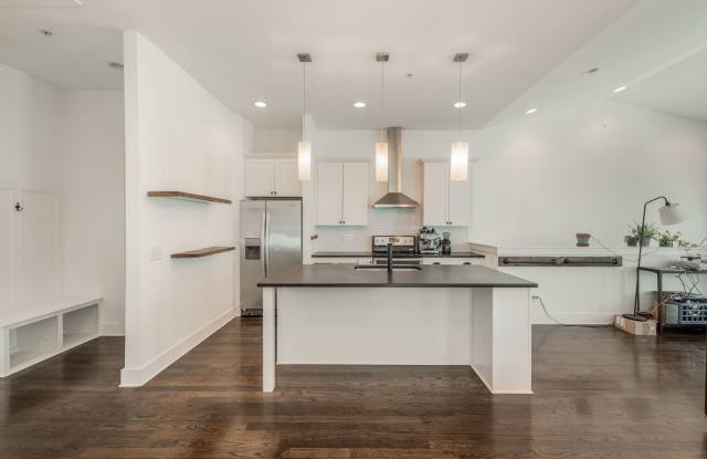 1040 Maynor Avenue - 1 photos photos