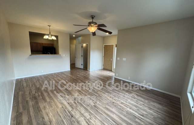 7332 Sandy Springs Point Gallery 3