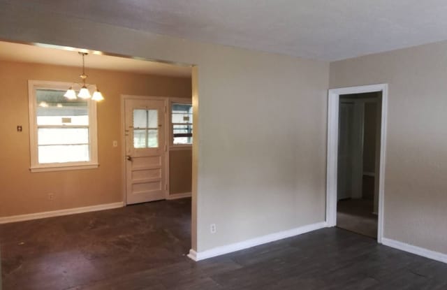 905 Erie Ave - 905 Erie Avenue, Jacksonville, FL 32254