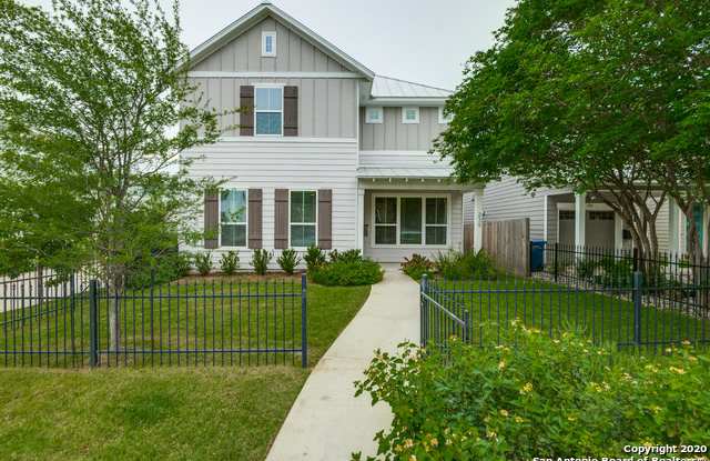 239 CLAREMONT AVE - 239 Claremont Avenue, San Antonio, TX 78209
