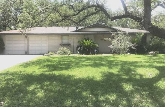 8810 Sagebrush Ln - 8810 Sage Brush Lane, San Antonio, TX 78217