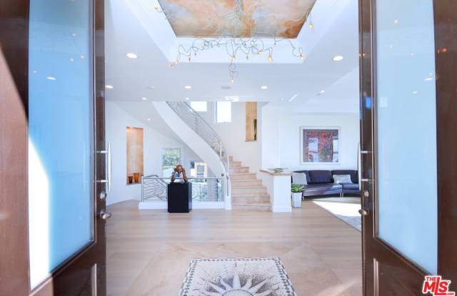 135 VIA MARINA Gallery 3