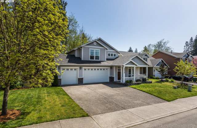 59420 Oak Ridge Street Gallery 1