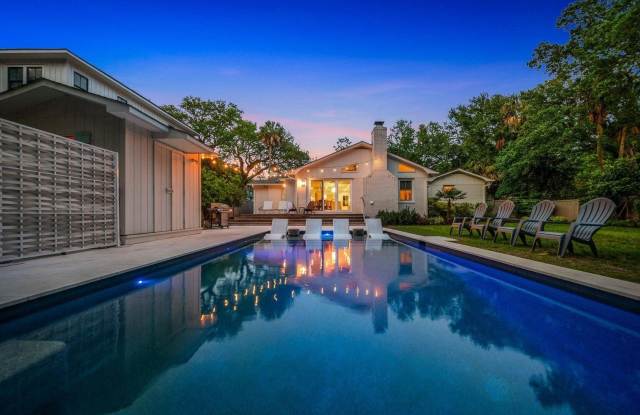 17 26th Avenue - 17 26th Avenue, Isle of Palms, SC 29451