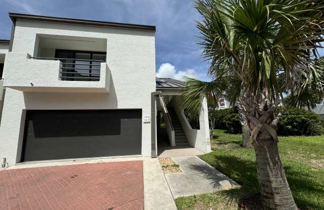 757 Spinnakers Reach Dr - 757 Spinnakers Reach Drive, Sawgrass, FL 32082