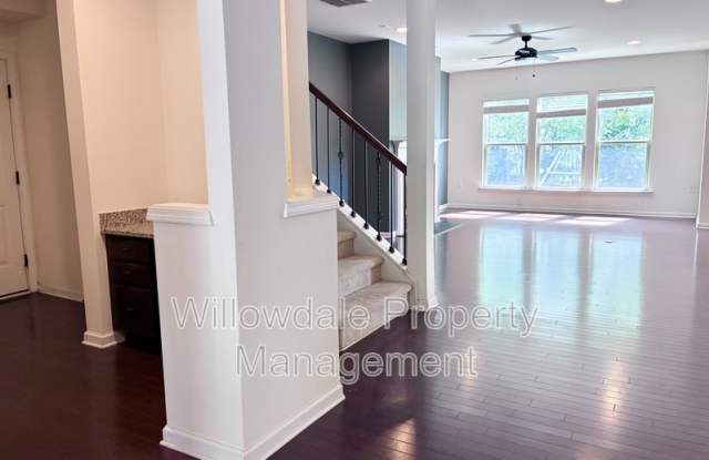 1209 Magnolia Row Trail Gallery 4