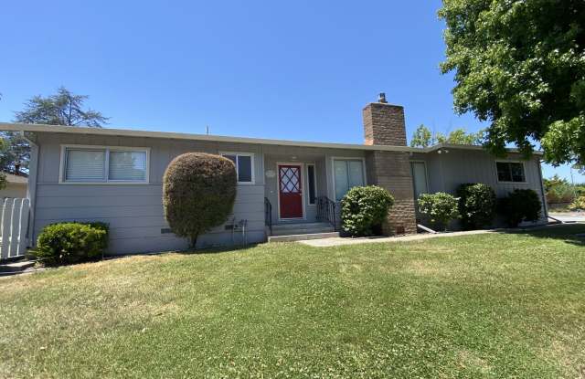 Charming 2BD/2BA House in Temelec! photos photos