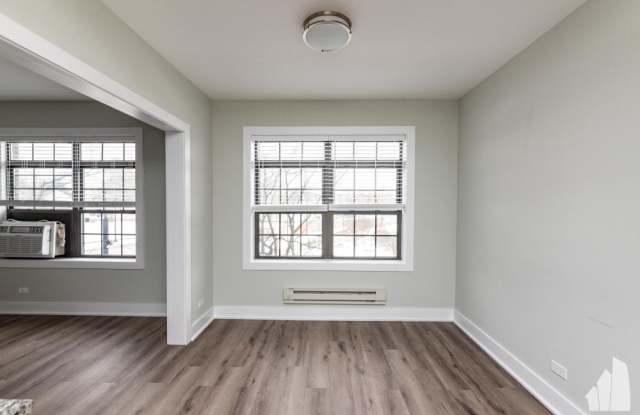 485 Roger Williams Ave photos photos