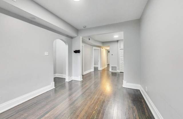 1809 N Francisco Avenue Gallery 3