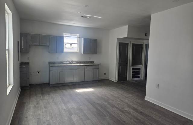 1321 South Rampart Street - 201 Gallery 3