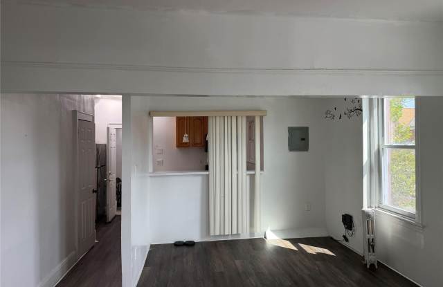 216-19 Linden Boulevard Gallery 2