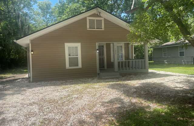 Beautifully Remodeled 3/2 - 1094 Hood Avenue, Jacksonville, FL 32254