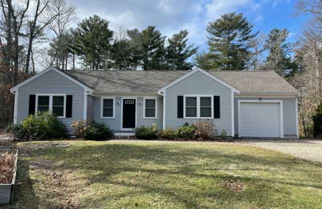 16 Sidewinder Rd - 16 Sidewinder Road, Barnstable County, MA 02536