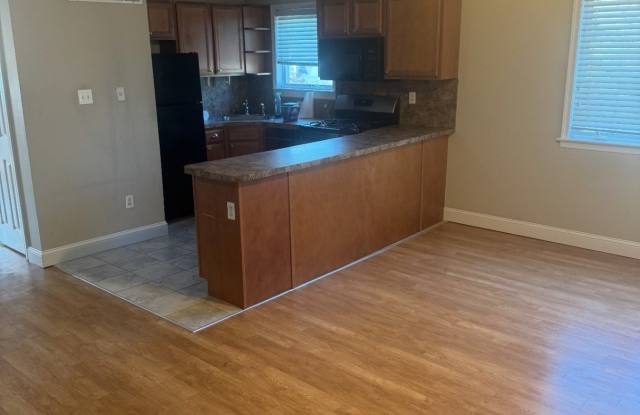 3225 Victory Blvd photos photos
