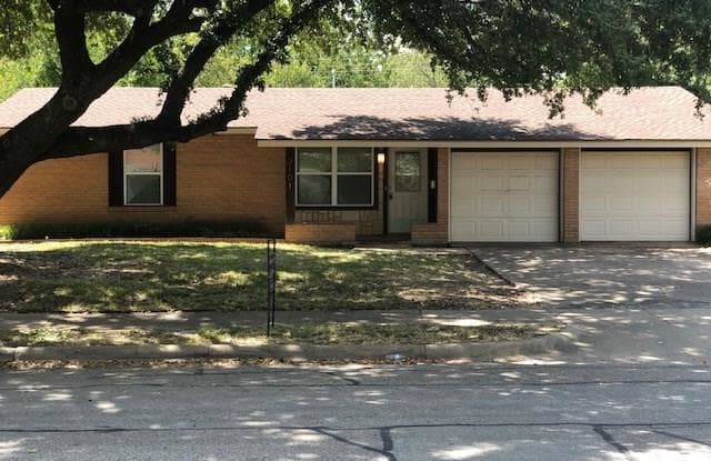 3101 Bryn Mawr Drive - 3101 Bryn Mawr Drive, Irving, TX 75062