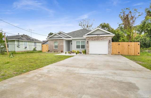 3018 Berwick St - 3018 Berwick Street, Goulding, FL 32503