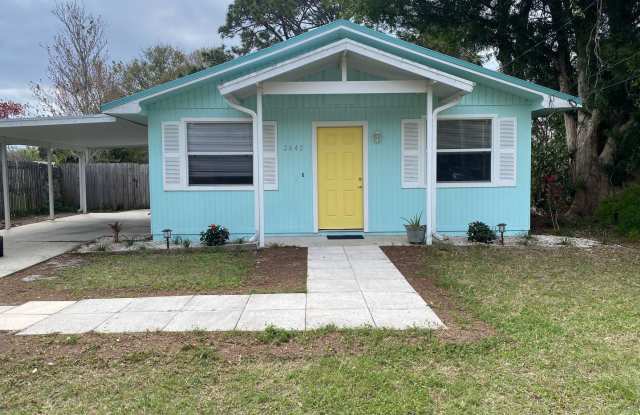 Cozy Bungalow photos photos