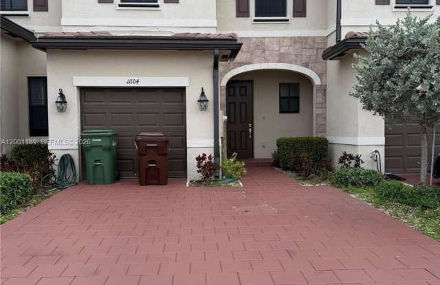 11104 W 33rd Way photos photos