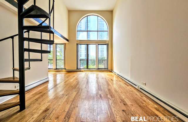 1448 N Dearborn St photos photos