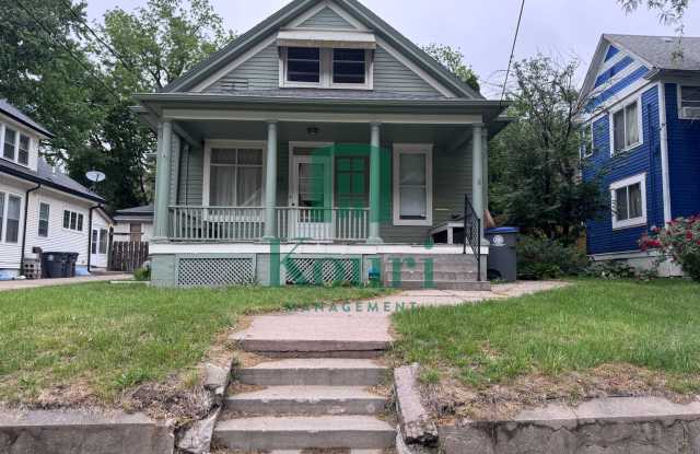 Charming Updated 4 Bedroom in East Council Bluffs photos photos