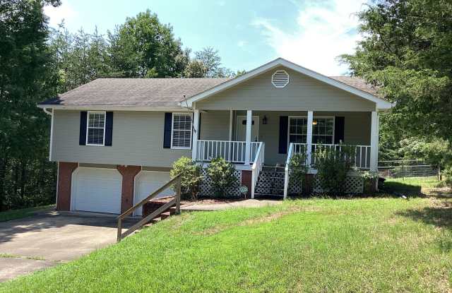 Nice House in Harrison - 6726 Water Acres Road, Hamilton County, TN 37341