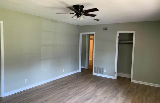 1118 Normandale Drive Gallery 2