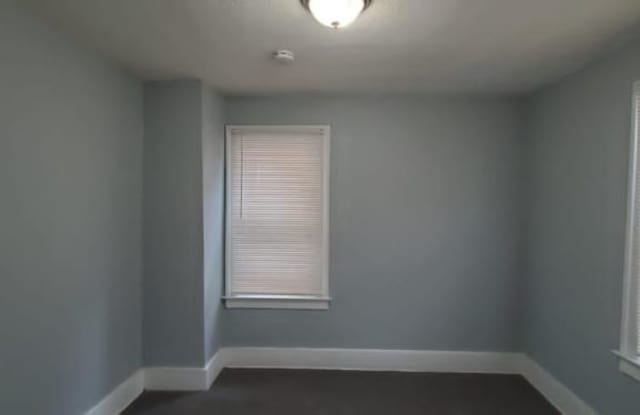 15840 Dexter Ave Gallery 3