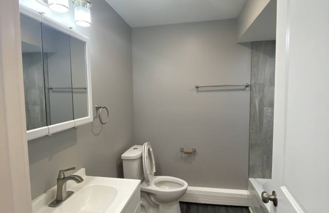 4111 Lindenwood Dr photos photos