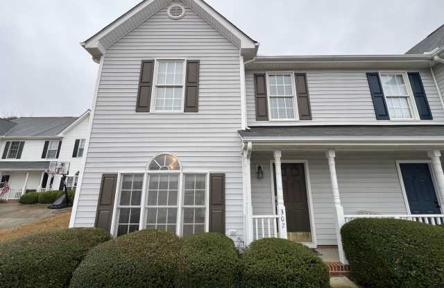 **OFFERING REFUNDABLE APPLICATION FEES  $100 MOVE IN PROMOTION** Charming 3BD, 2.5BA Apex Townhome with a Fenced Yard and Within Walking Distance to Downtown Apex photos photos