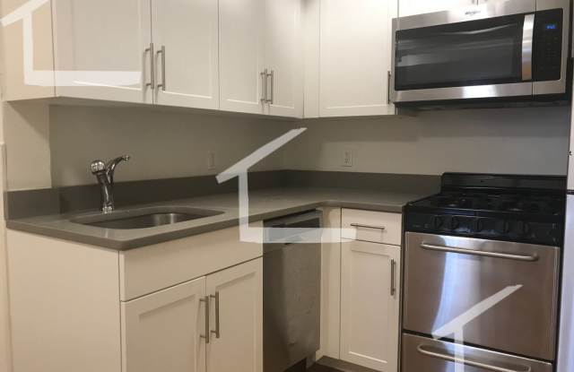 Great 4 Grads  Pros! Modern Apt Near B-Line, Near BU! Ht/HW Inc Cat Friendly - 1283 Commonwealth Avenue, Boston, MA 02134