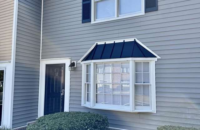 100 David Drive unit: E12 - 100 David Drive, Greenville, NC 27858