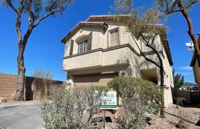 Stylishly Updated 4 Bed 2.5 Bath Corner Lot Home Near 95 & Russell with Spacious Layout & Outdoor Charm photos photos