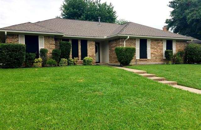 905 Village Green Drive - 905 Village Green Drive, Rockwall, TX 75087