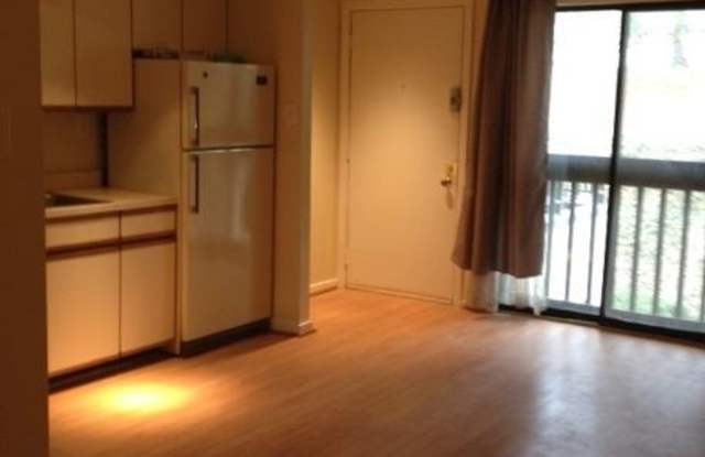 9759 Hellingly Place Gallery 4